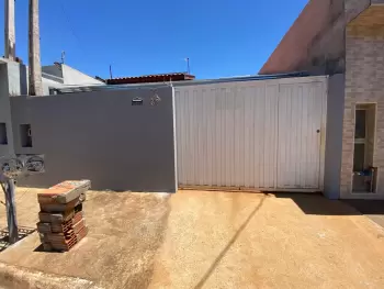 Imagem de CASA PARA LOCAÇÃO - DISPONIVEL Á PARTIR DE NOVEMBRO 